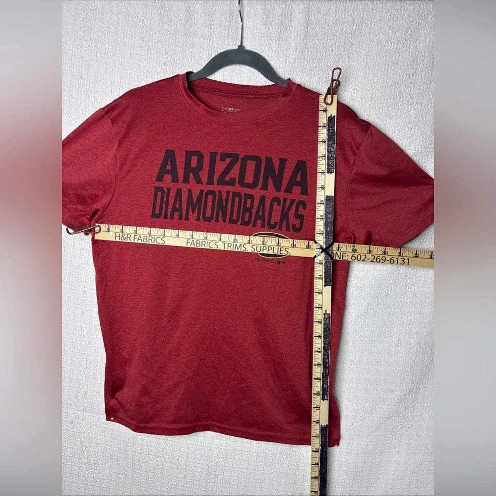 Arizona Diamondbacks cheer arizona